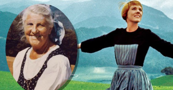 https://nuestrascharlasnocturnas.com/wp-content/uploads/2021/04/567f2-maria-von-trapp-julie-andrews1.jpg