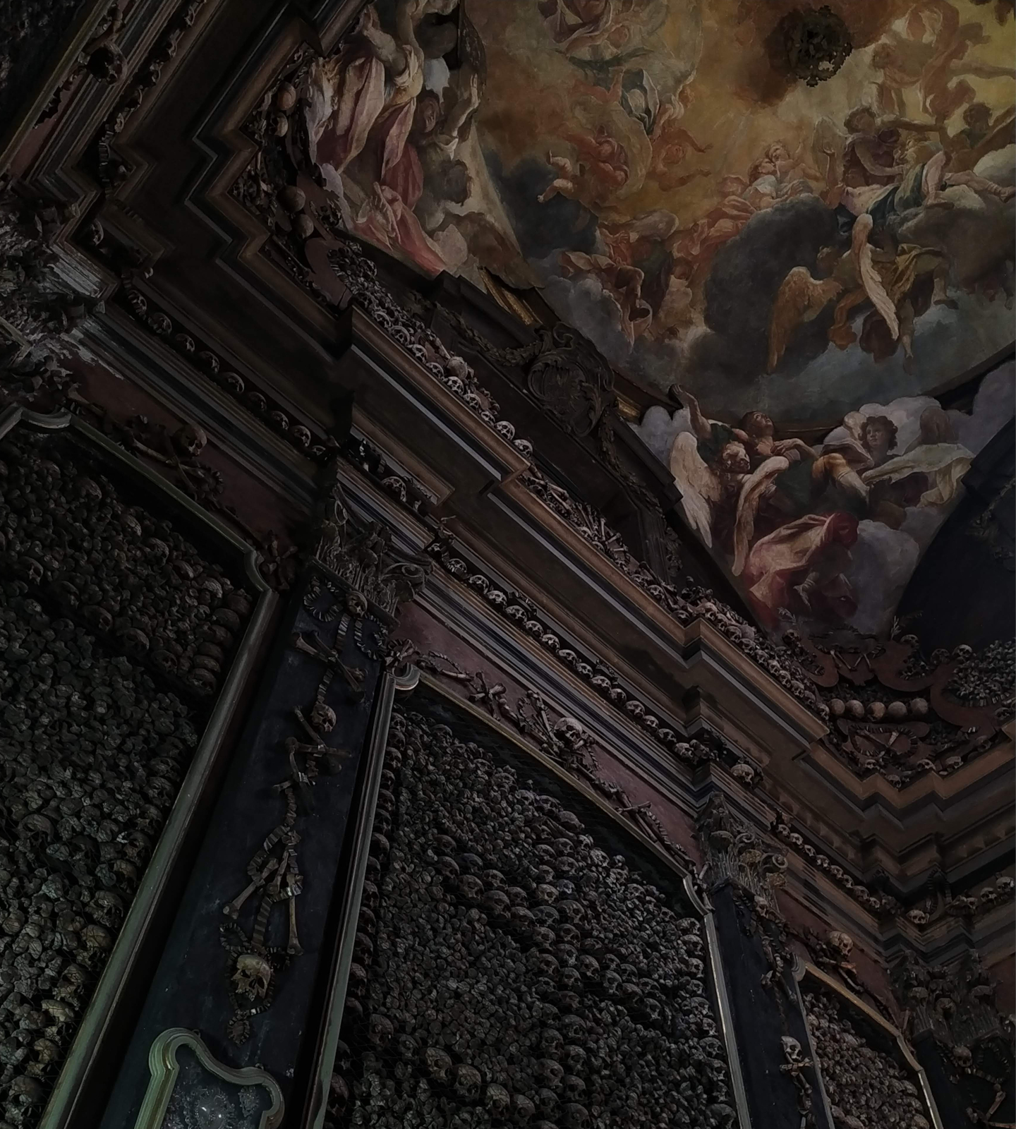 https://nuestrascharlasnocturnas.com/wp-content/uploads/2021/05/3713c-san-bernardino-alle-ossa-milan-italia.jpg