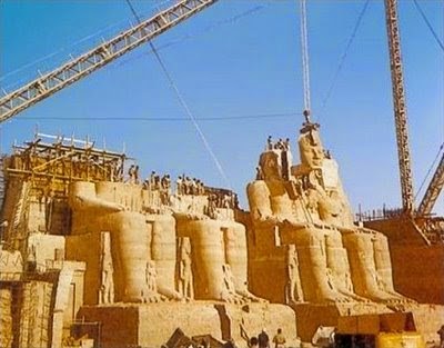 https://nuestrascharlasnocturnas.com/wp-content/uploads/2021/07/47806-traslado2bde2blos2btemplos2bde2babu2bsimbel2b5.jpg