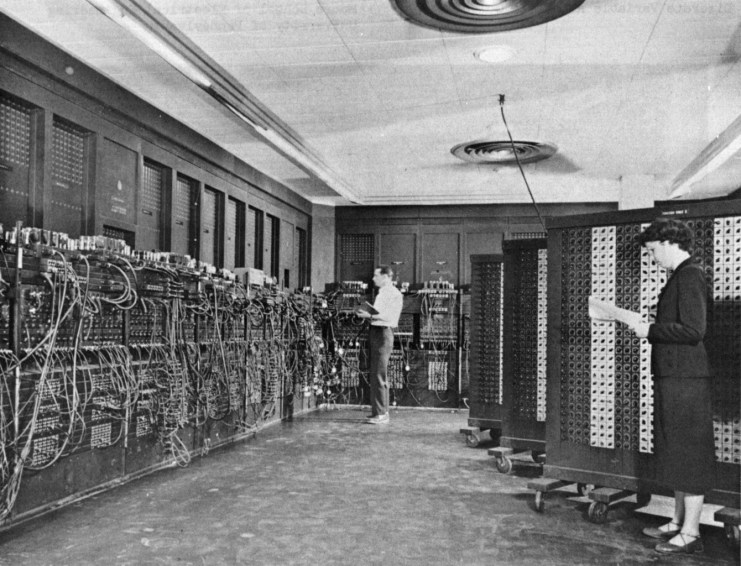 https://nuestrascharlasnocturnas.com/wp-content/uploads/2021/07/96293-eniac1.jpg